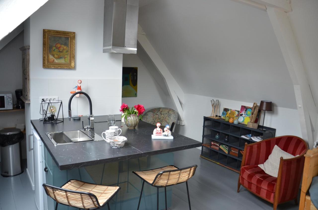 O Grenier De L'Artiste Apartment Bazenville Exterior photo
